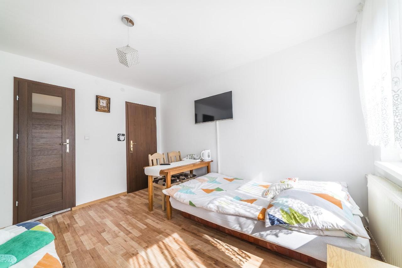 Pokoje Goscinne U Brodzi Wladyslawowo Exterior foto